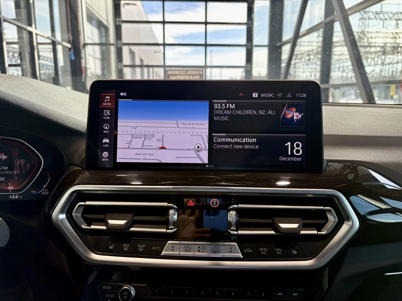 2025 BMW X4 xDrive30i https://www.acuramontrealcentre.com/resize/b990ff35b810a3abc0cc817b2ca24889-1