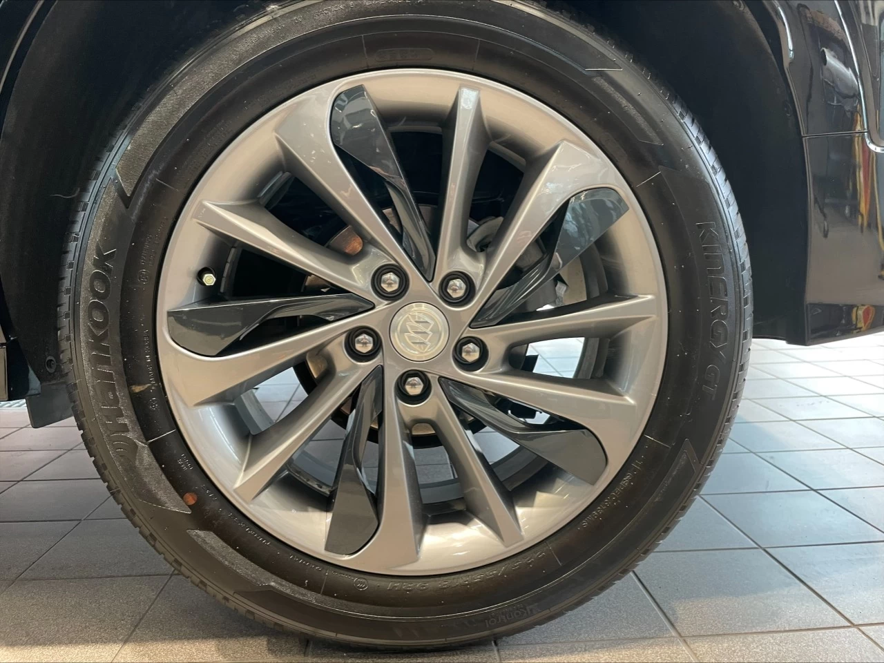 2023 Buick Encore GX Preferred https://www.acuramontrealcentre.com/resize/b990ff35b810a3abc0cc817b2ca24889-1