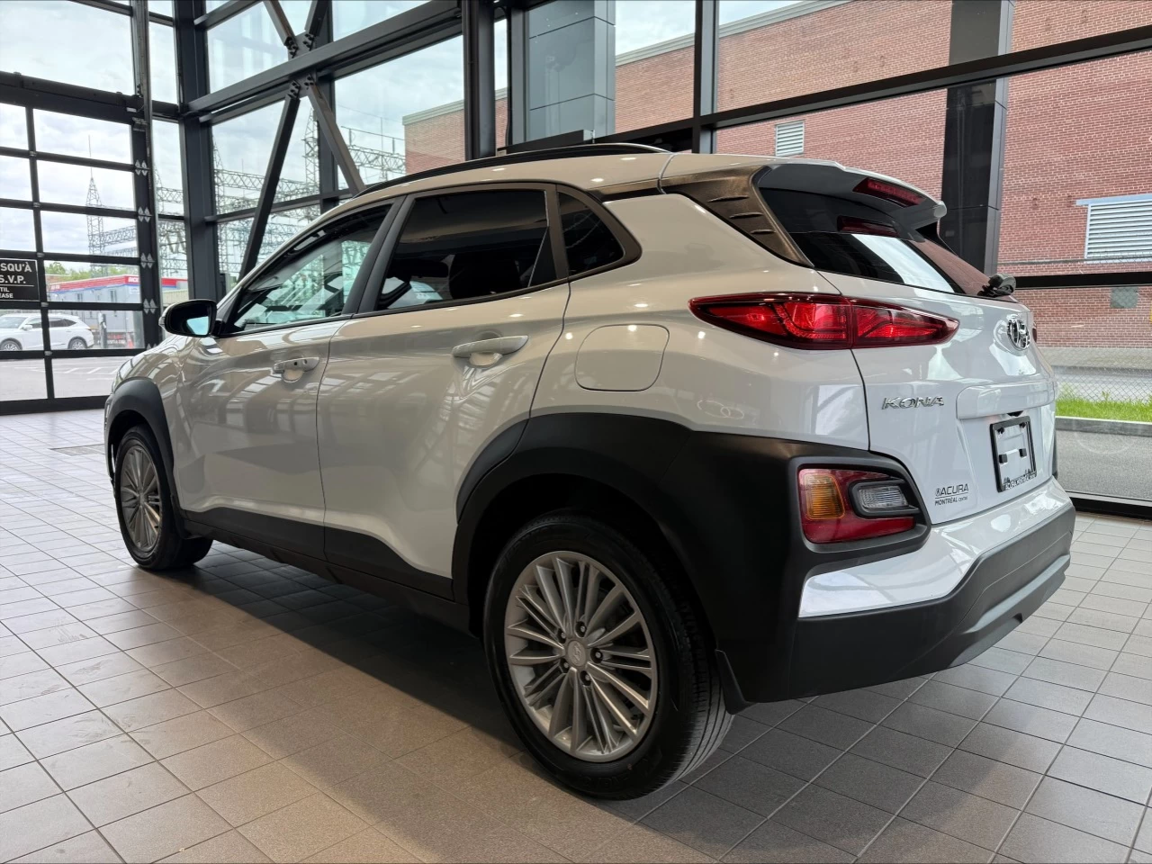 2020 Hyundai Kona Preferred https://www.acuramontrealcentre.com/resize/b990ff35b810a3abc0cc817b2ca24889-1