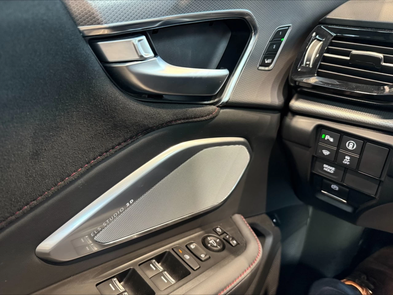 2022 Acura RDX A-Spec https://www.acuramontrealcentre.com/resize/b990ff35b810a3abc0cc817b2ca24889-1