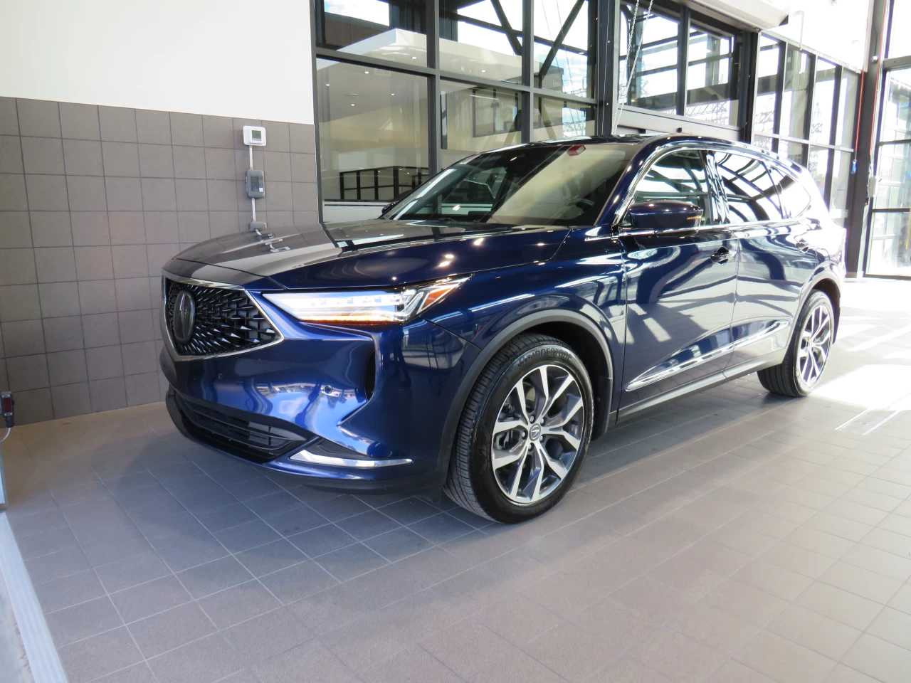 2022 Acura MDX Tech https://www.acuramontrealcentre.com/resize/b990ff35b810a3abc0cc817b2ca24889-1