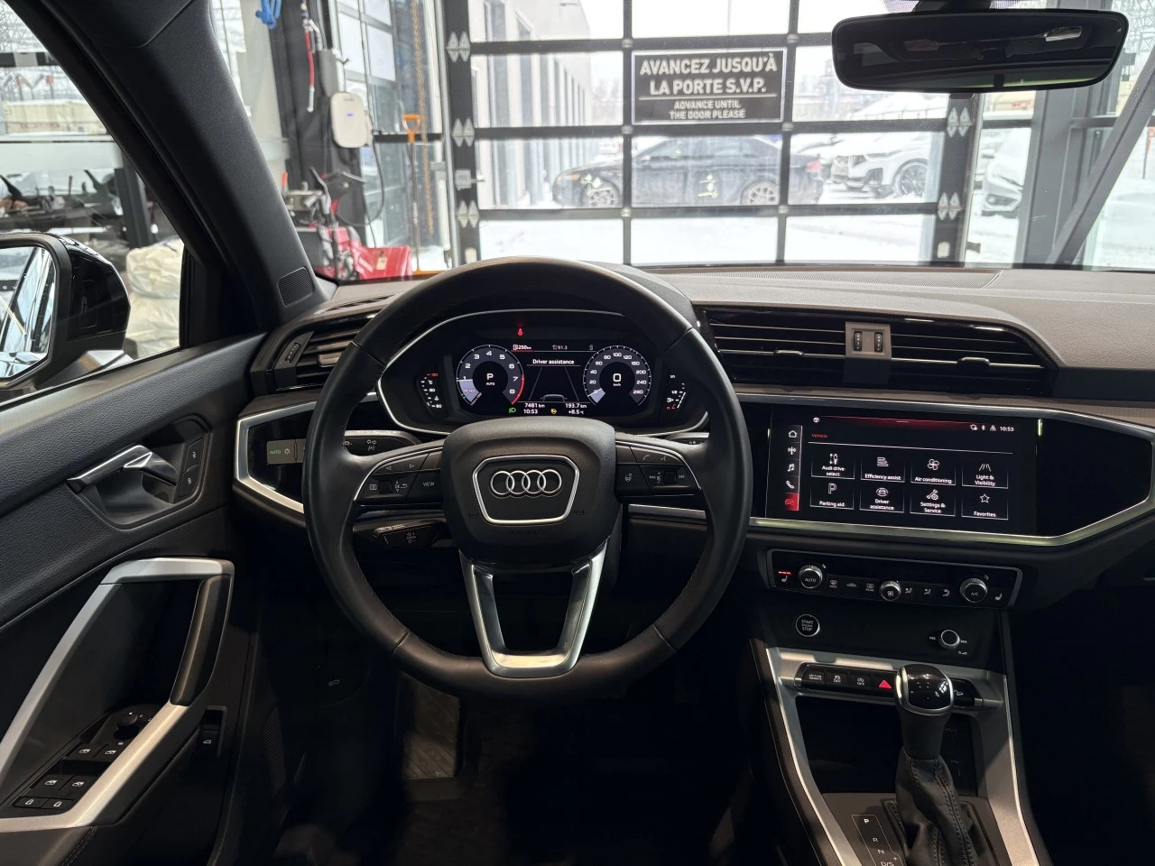 2023 Audi Q3 Komfort Main Image