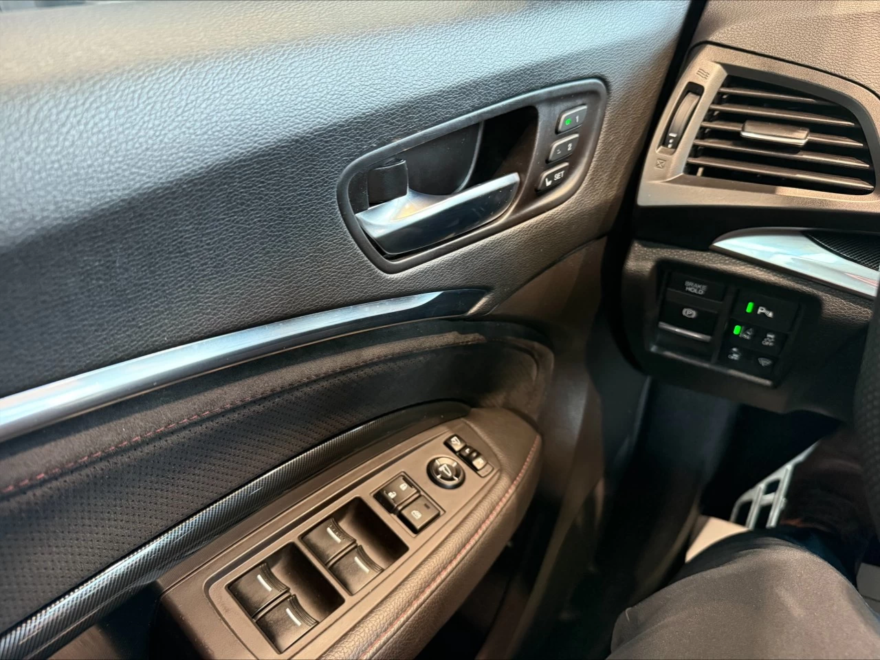 2020 Acura MDX A-Spec/PMC Edition https://www.acuramontrealcentre.com/resize/b990ff35b810a3abc0cc817b2ca24889-1