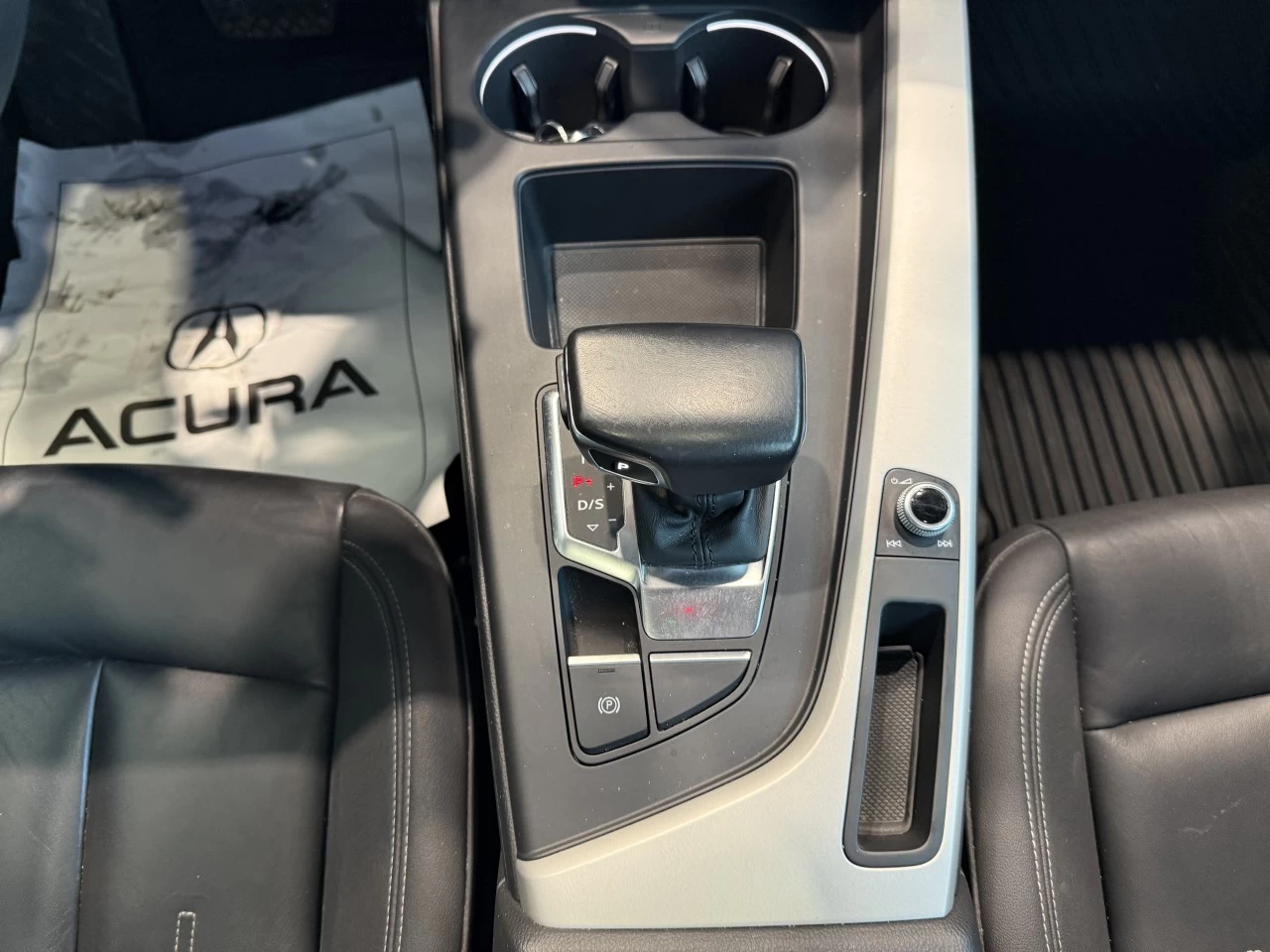 2021 Audi A4 Quattro Komfort 45 TFSI https://www.acuramontrealcentre.com/resize/b990ff35b810a3abc0cc817b2ca24889-1