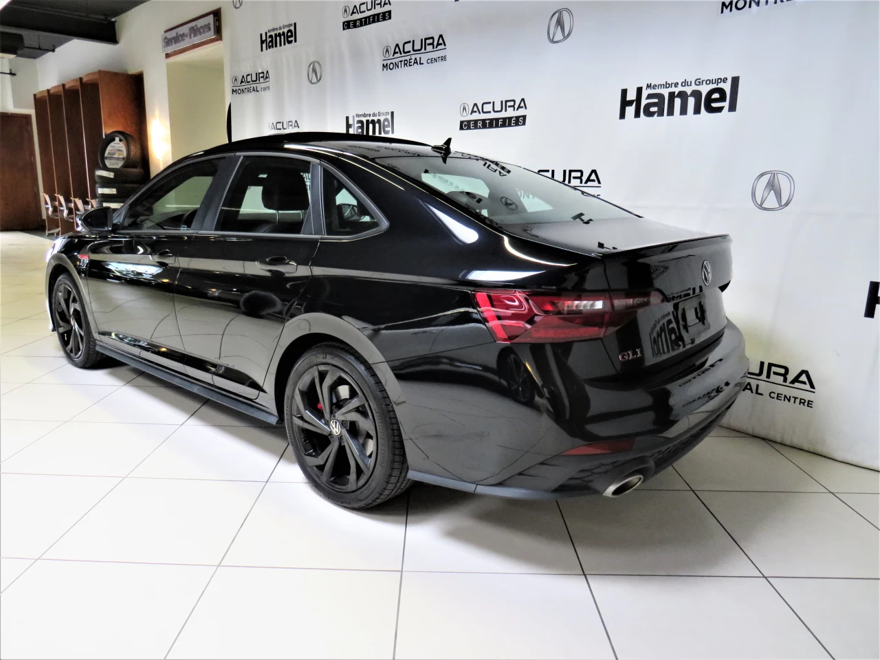 2023 Volkswagen Jetta GLI AUTOBAHN https://www.acuramontrealcentre.com/resize/b990ff35b810a3abc0cc817b2ca24889-1