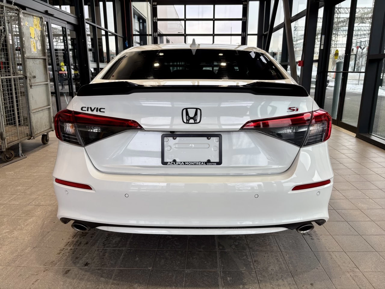 2022 Honda Civic Si berline Manual https://www.acuramontrealcentre.com/resize/b990ff35b810a3abc0cc817b2ca24889-1