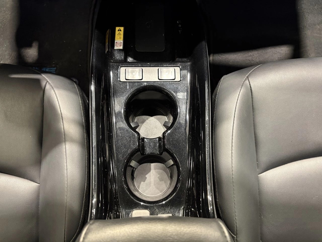 2021 Toyota Prius Prime Upgrade https://www.acuramontrealcentre.com/resize/b990ff35b810a3abc0cc817b2ca24889-1