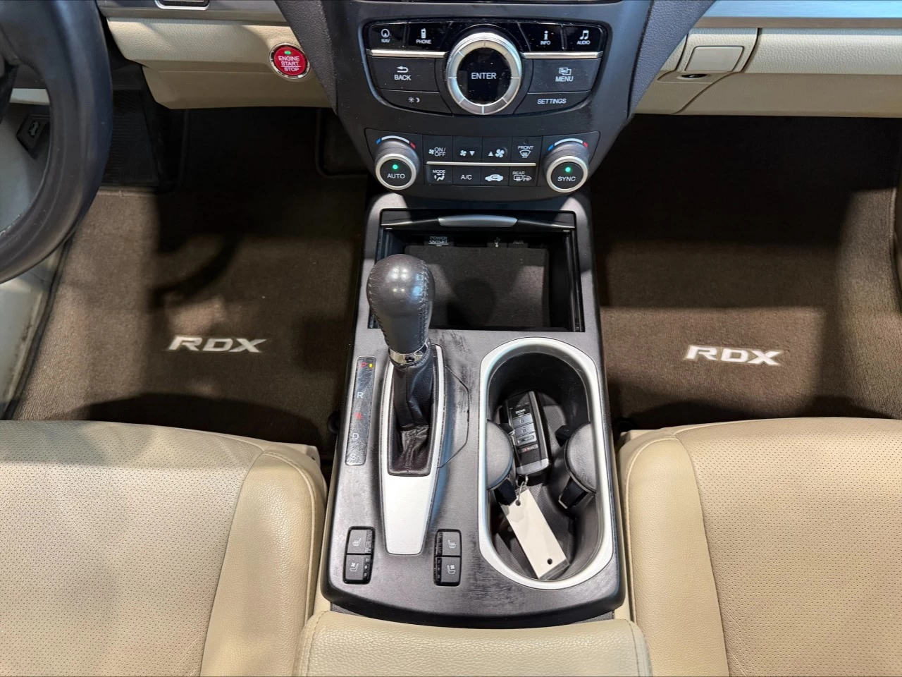 2018 Acura RDX Elite https://www.acuramontrealcentre.com/resize/b990ff35b810a3abc0cc817b2ca24889-1