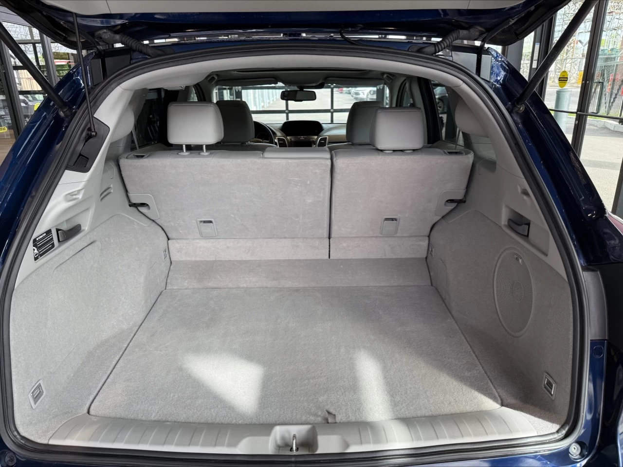 2018 Acura RDX Tech https://www.acuramontrealcentre.com/resize/b990ff35b810a3abc0cc817b2ca24889-1