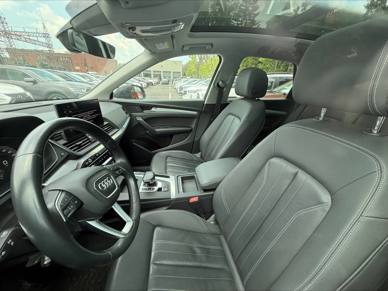 2021 Audi Q5 Progressiv https://www.acuramontrealcentre.com/resize/b990ff35b810a3abc0cc817b2ca24889-1