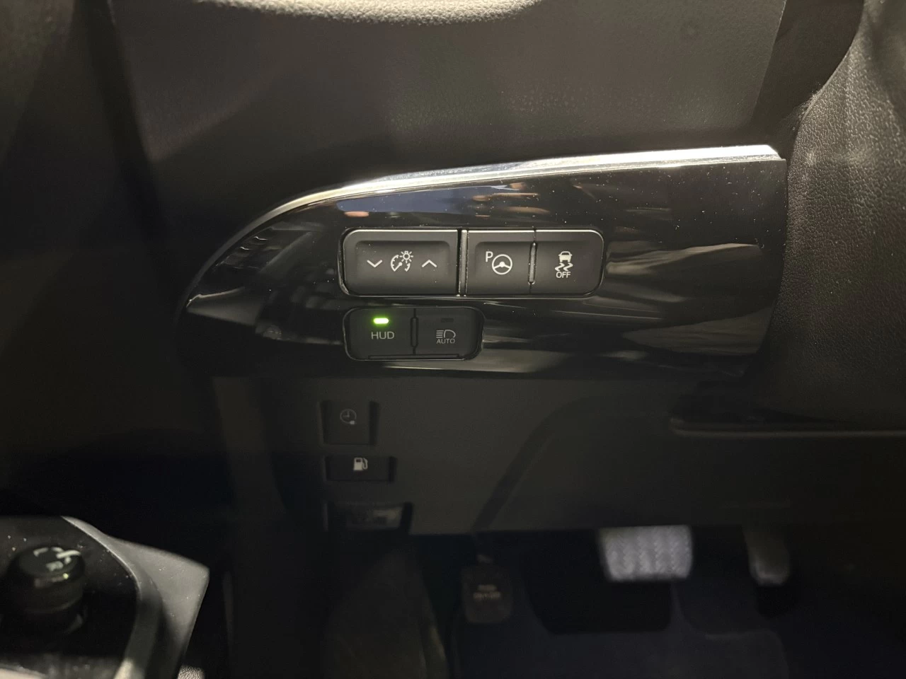 2021 Toyota Prius Prime Upgrade https://www.acuramontrealcentre.com/resize/b990ff35b810a3abc0cc817b2ca24889-1