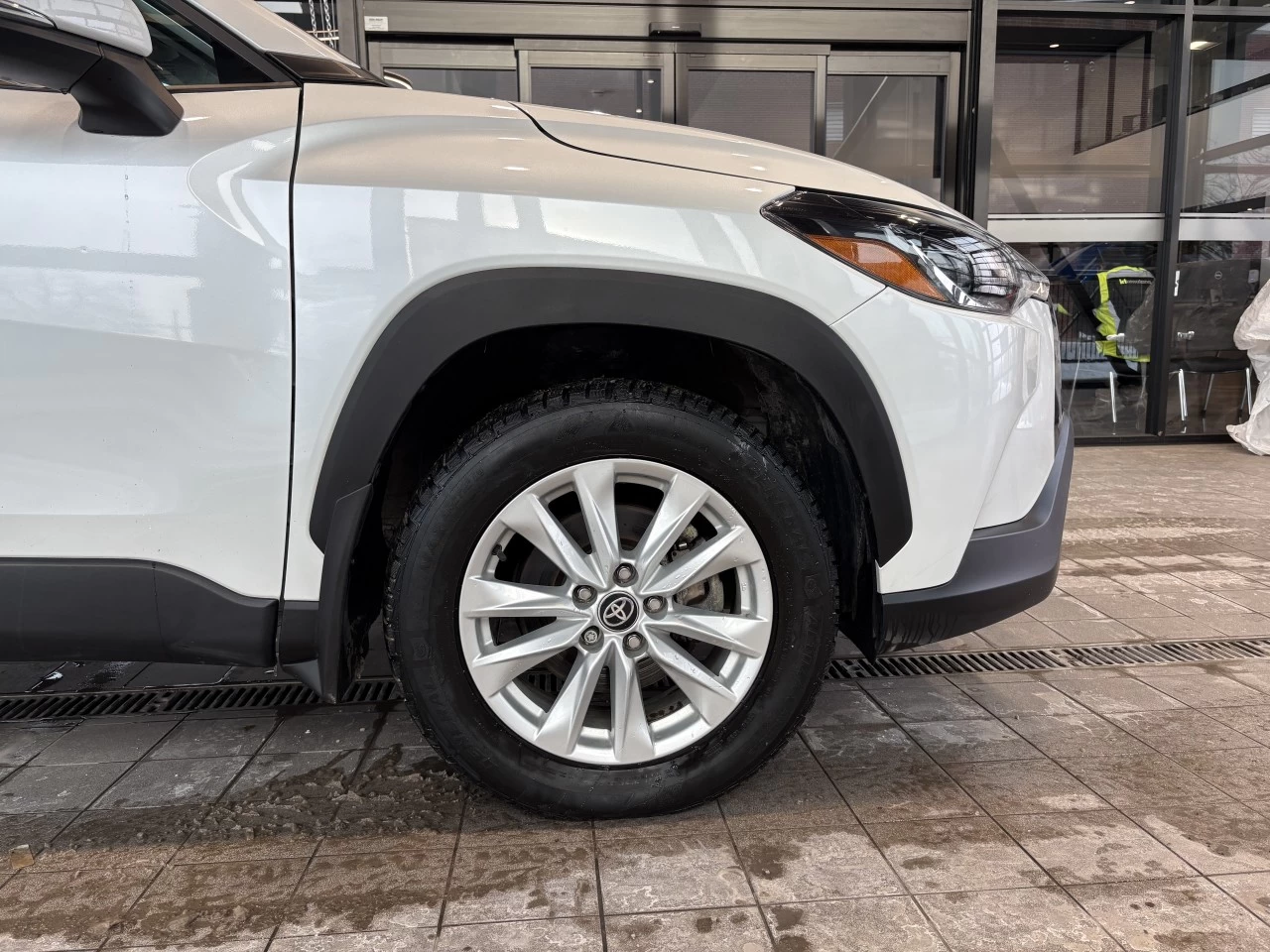 2023 Toyota Corolla Cross LE Image principale