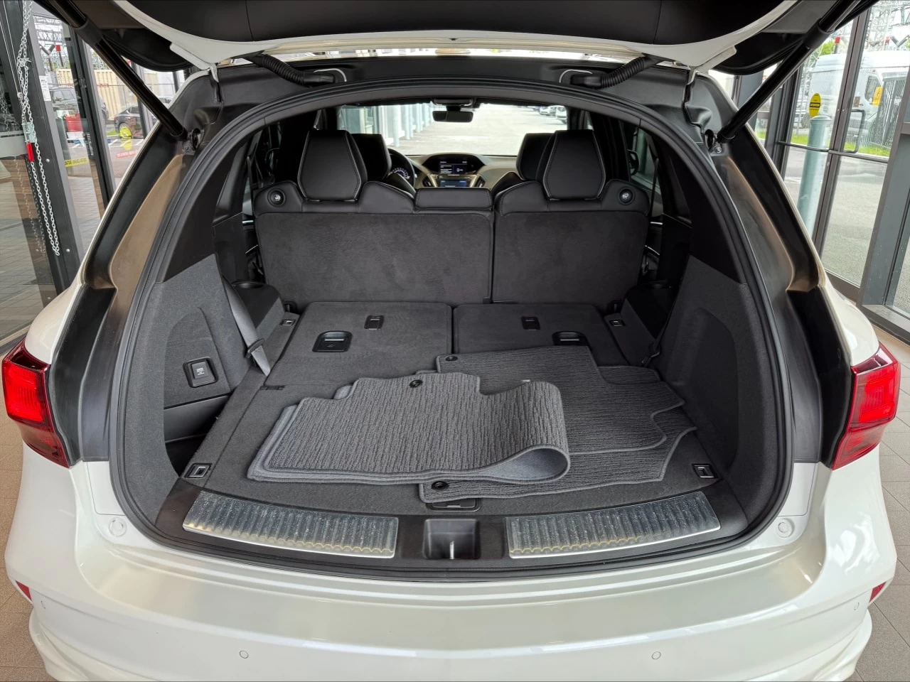 2019 Acura MDX Elite A-Spec https://www.acuramontrealcentre.com/resize/b990ff35b810a3abc0cc817b2ca24889-1
