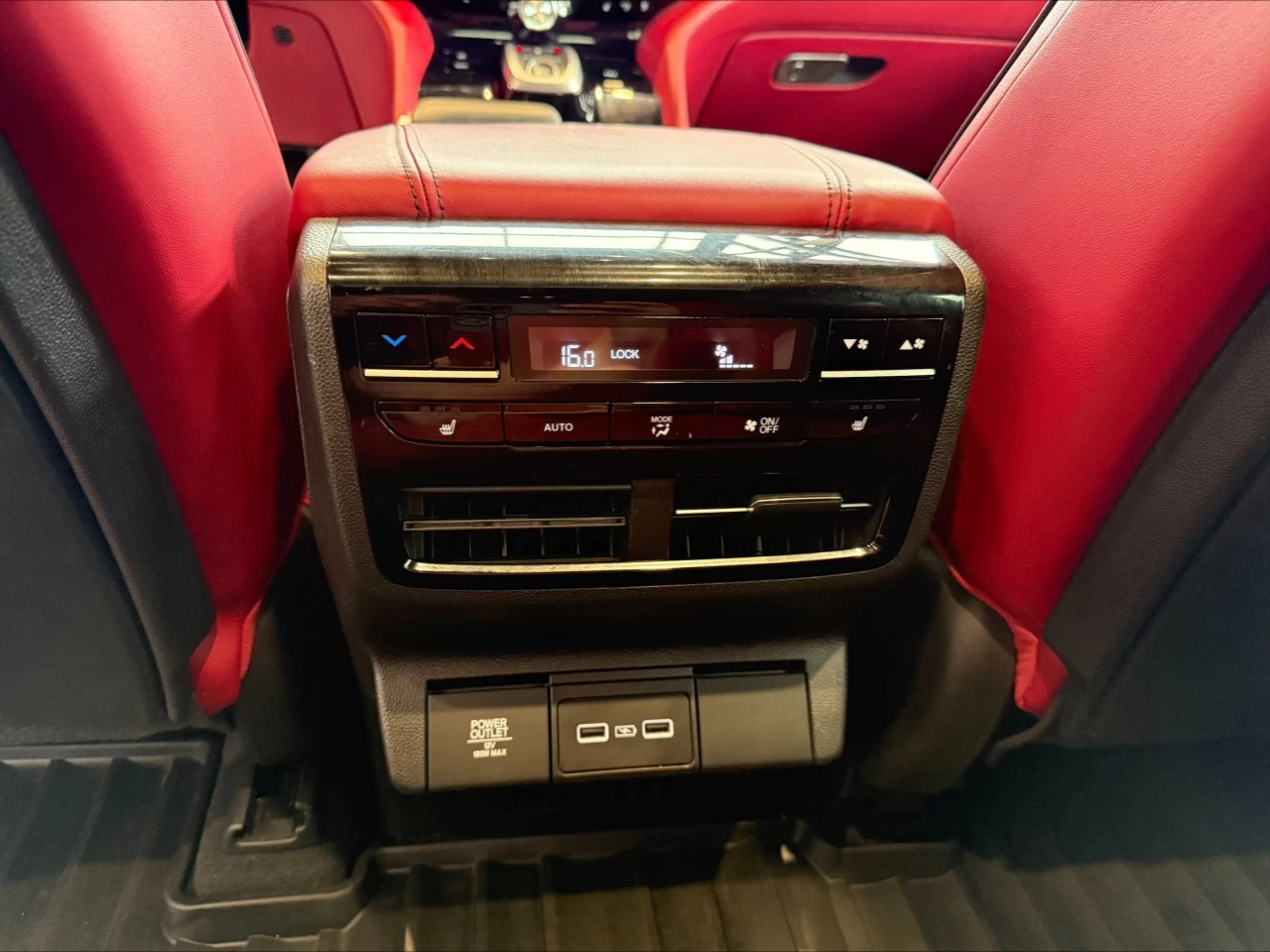 2023 Acura MDX A-Spec https://www.acuramontrealcentre.com/resize/b990ff35b810a3abc0cc817b2ca24889-1