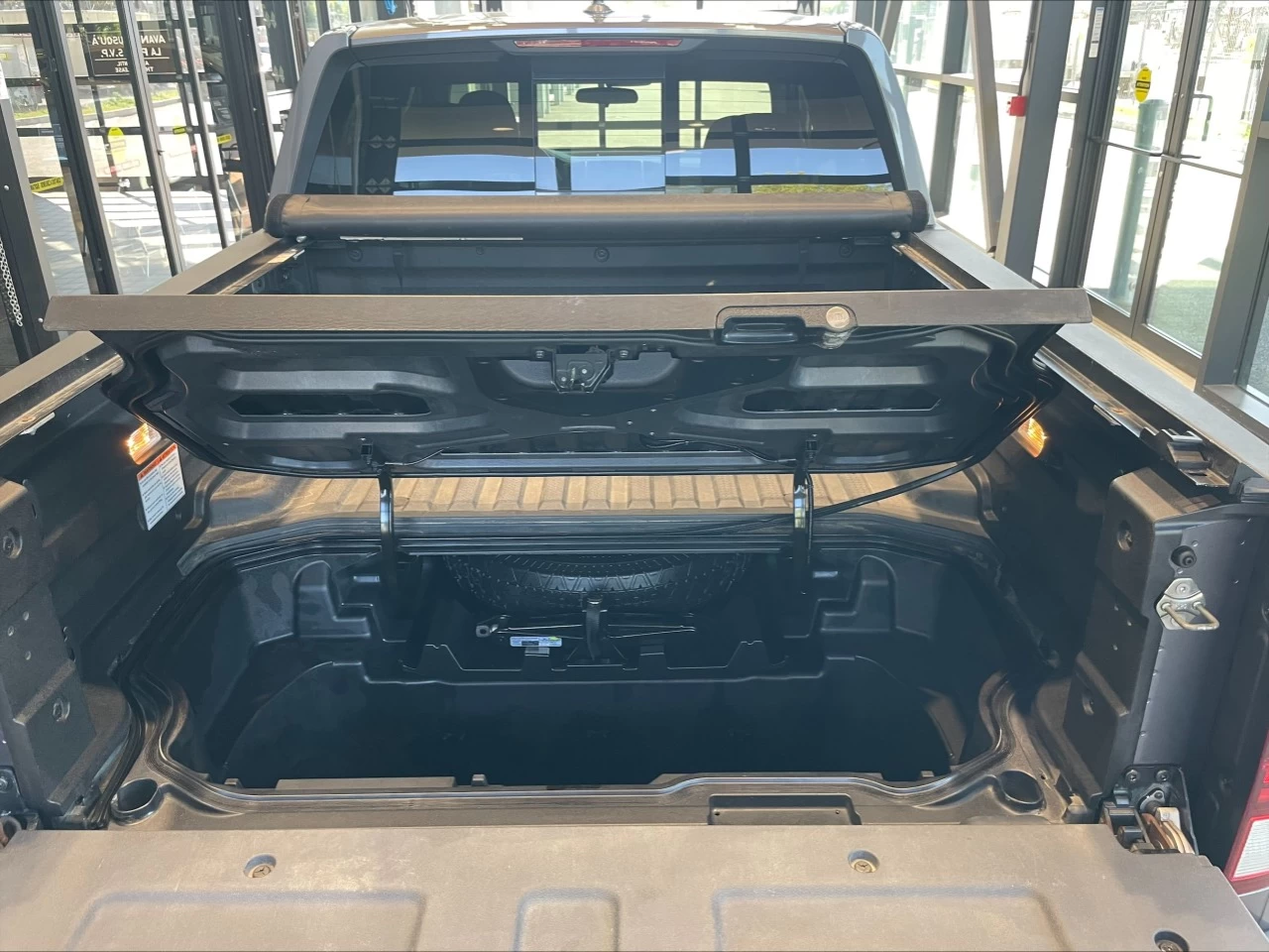 2020 Honda Ridgeline Sport https://www.acuramontrealcentre.com/resize/b990ff35b810a3abc0cc817b2ca24889-1