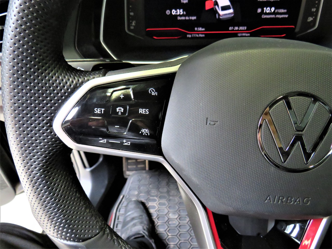 2023 Volkswagen Jetta GLI AUTOBAHN Main Image
