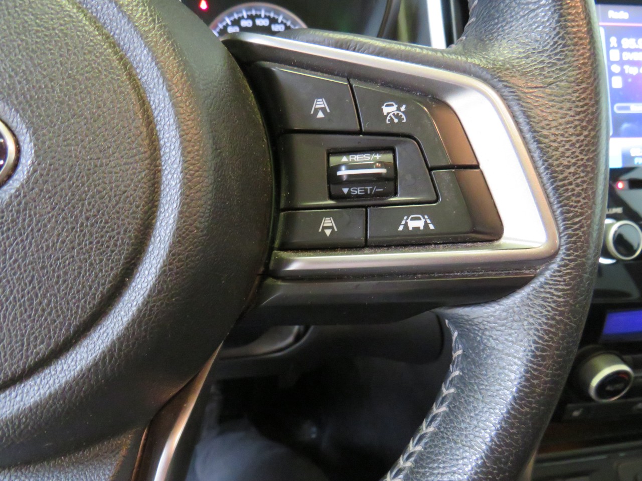 2019 Subaru Ascent Touring Main Image