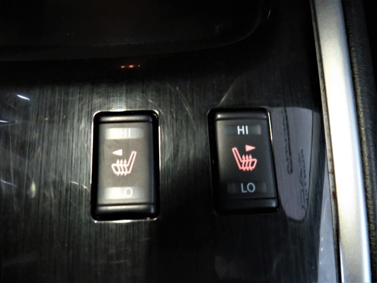2020 Nissan Pathfinder SV Tech Main Image