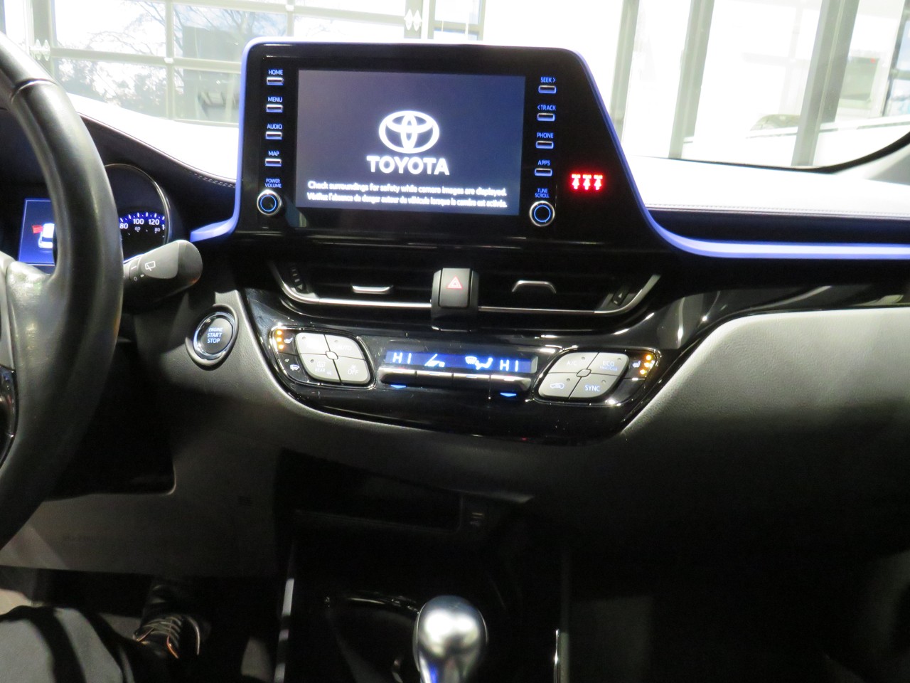 2022 Toyota C-HR XLE Premium Main Image