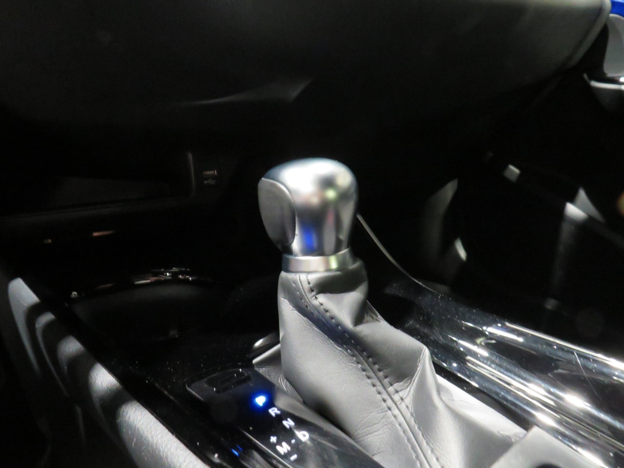 2022 Toyota C-HR XLE Premium Main Image