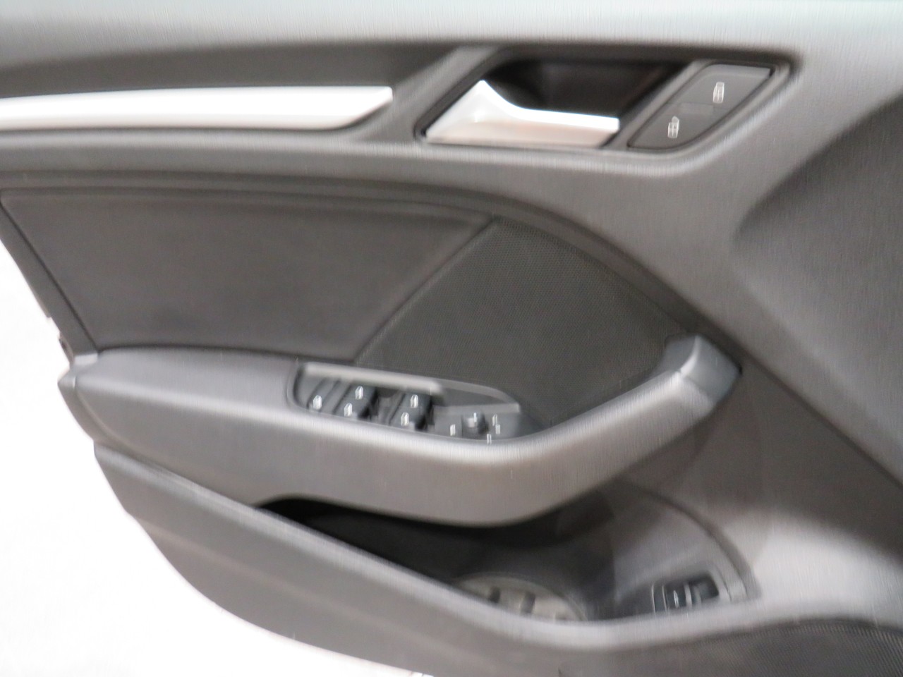 2016 Audi A3 1.8T Komfort Main Image