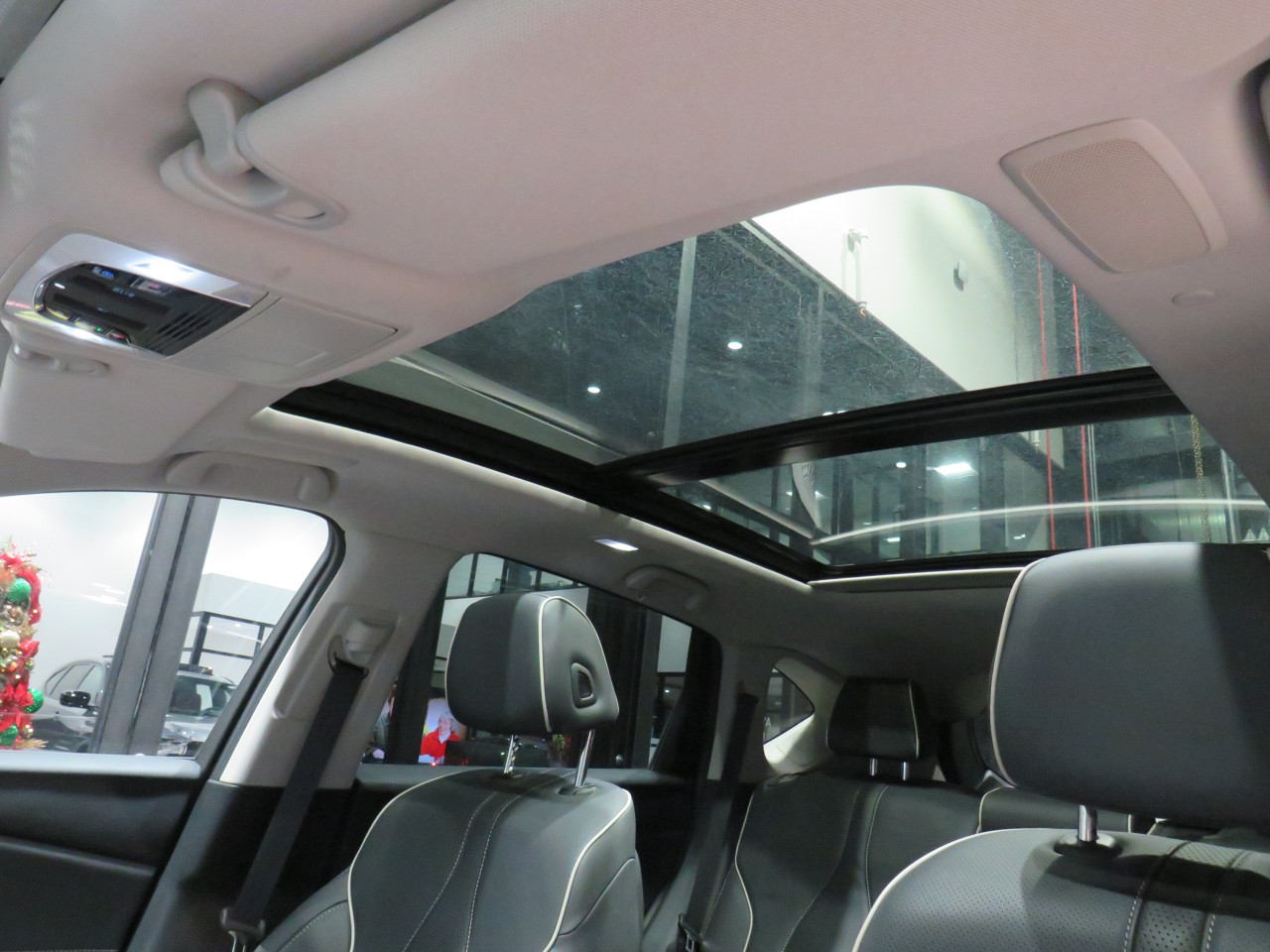 2021 Acura RDX Platinum Elite Main Image