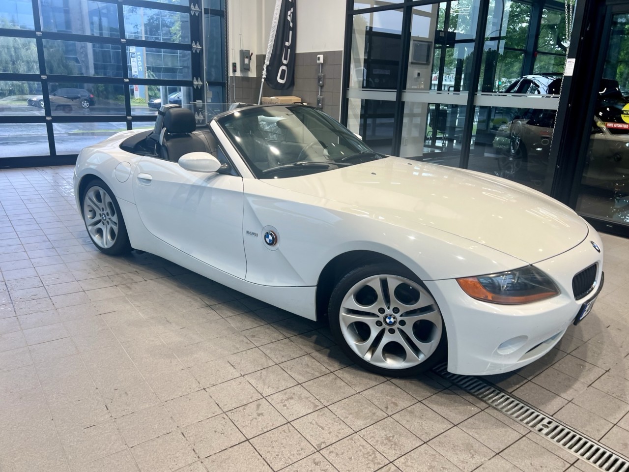BMW 2003 Z4 2.5i
