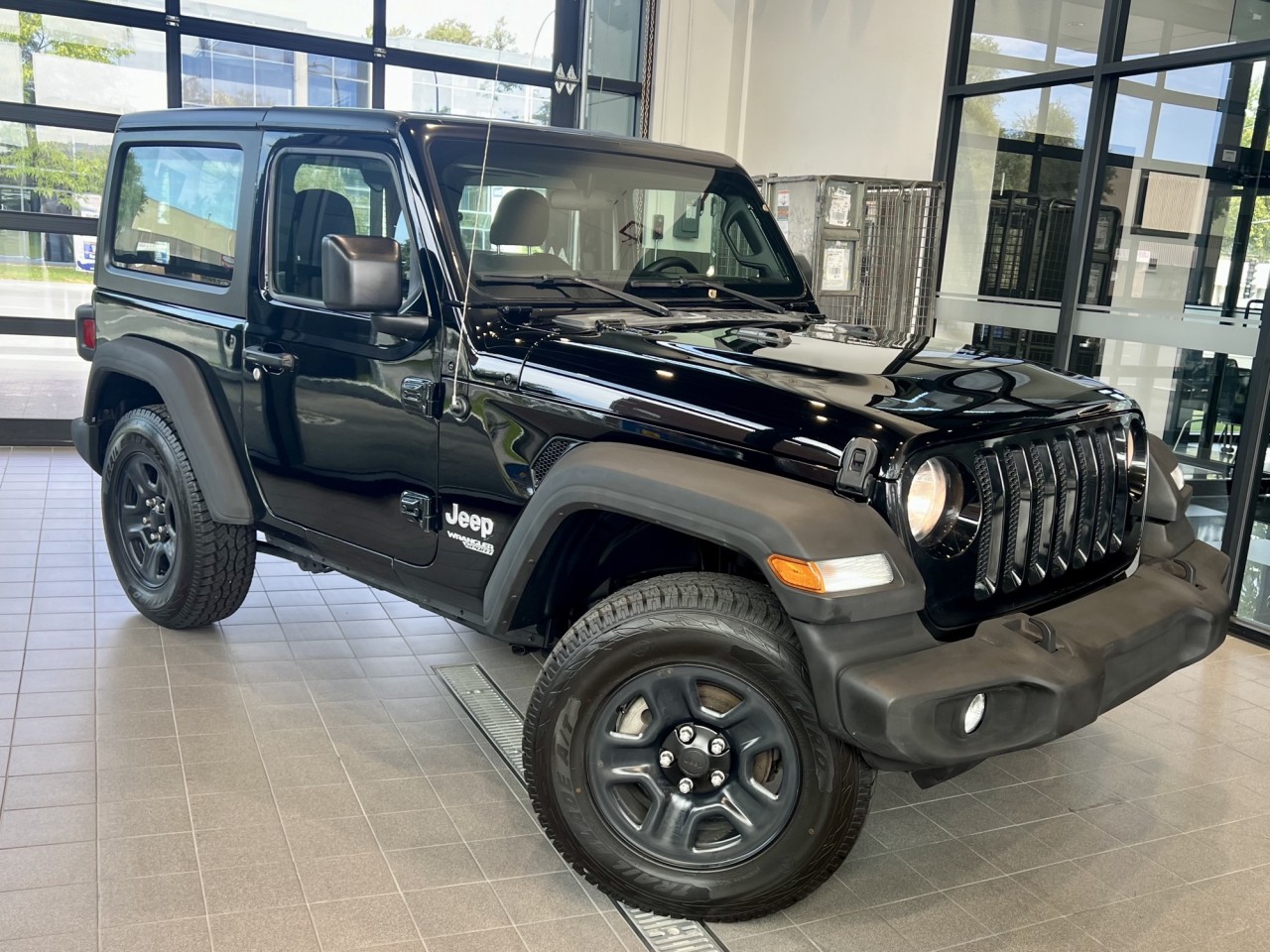 Jeep 2020 Wrangler Sport