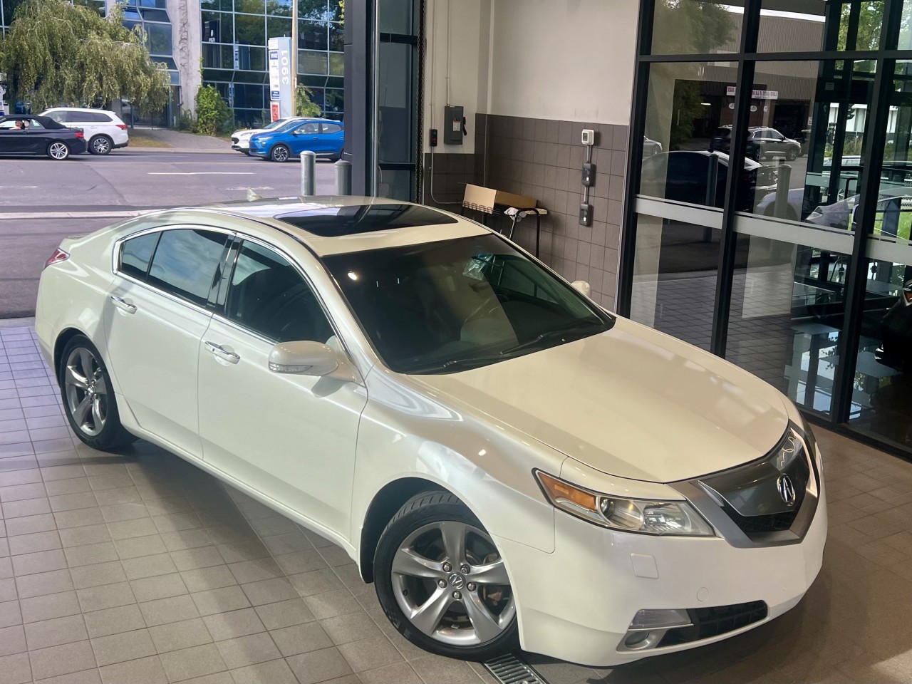 Acura 2011 TL Tech Pkg