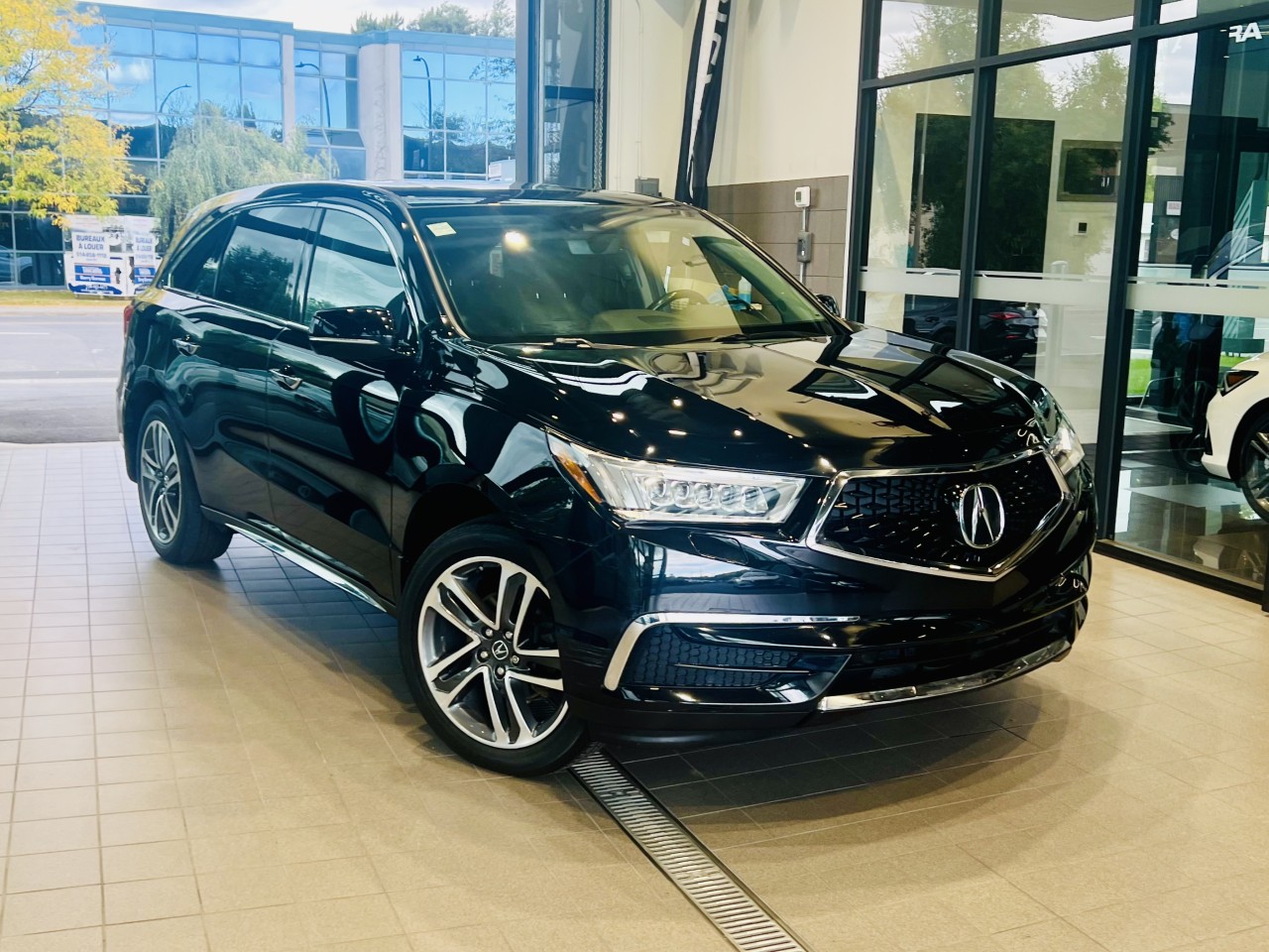 Acura 2017 MDX Nav Pkg