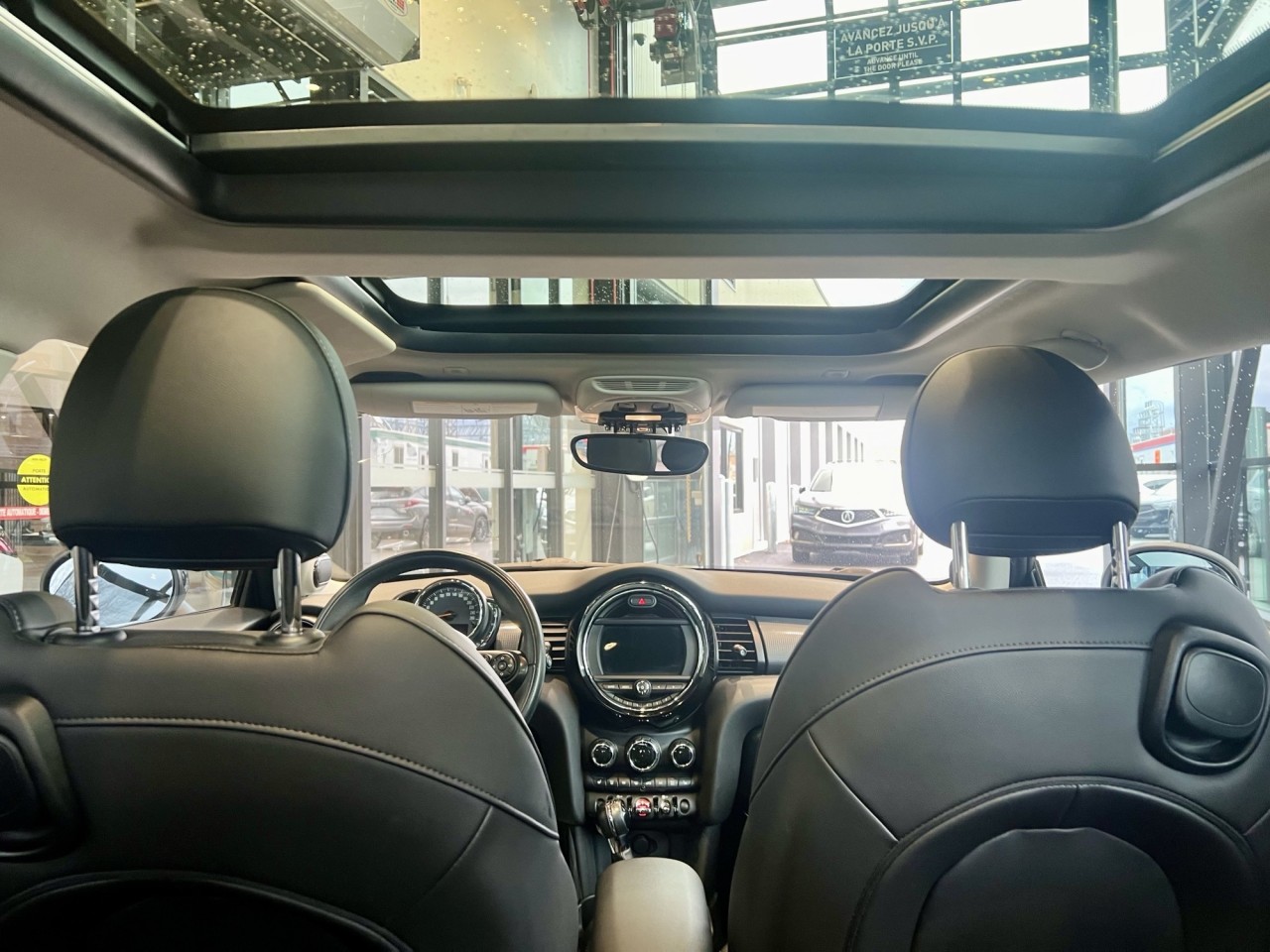 2019 Mini Cooper Cooper Main Image