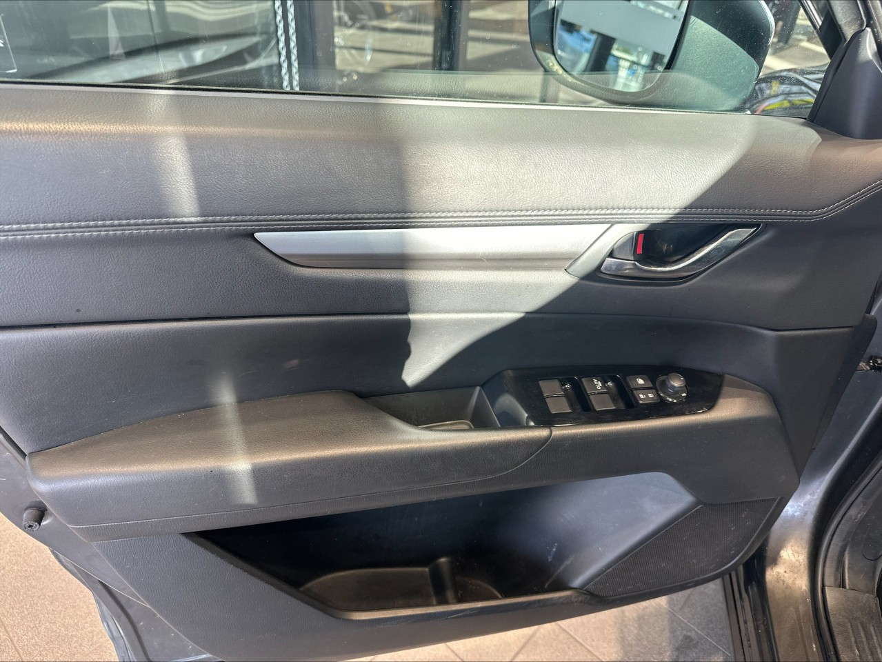 2017 Mazda CX-5 GS Main Image